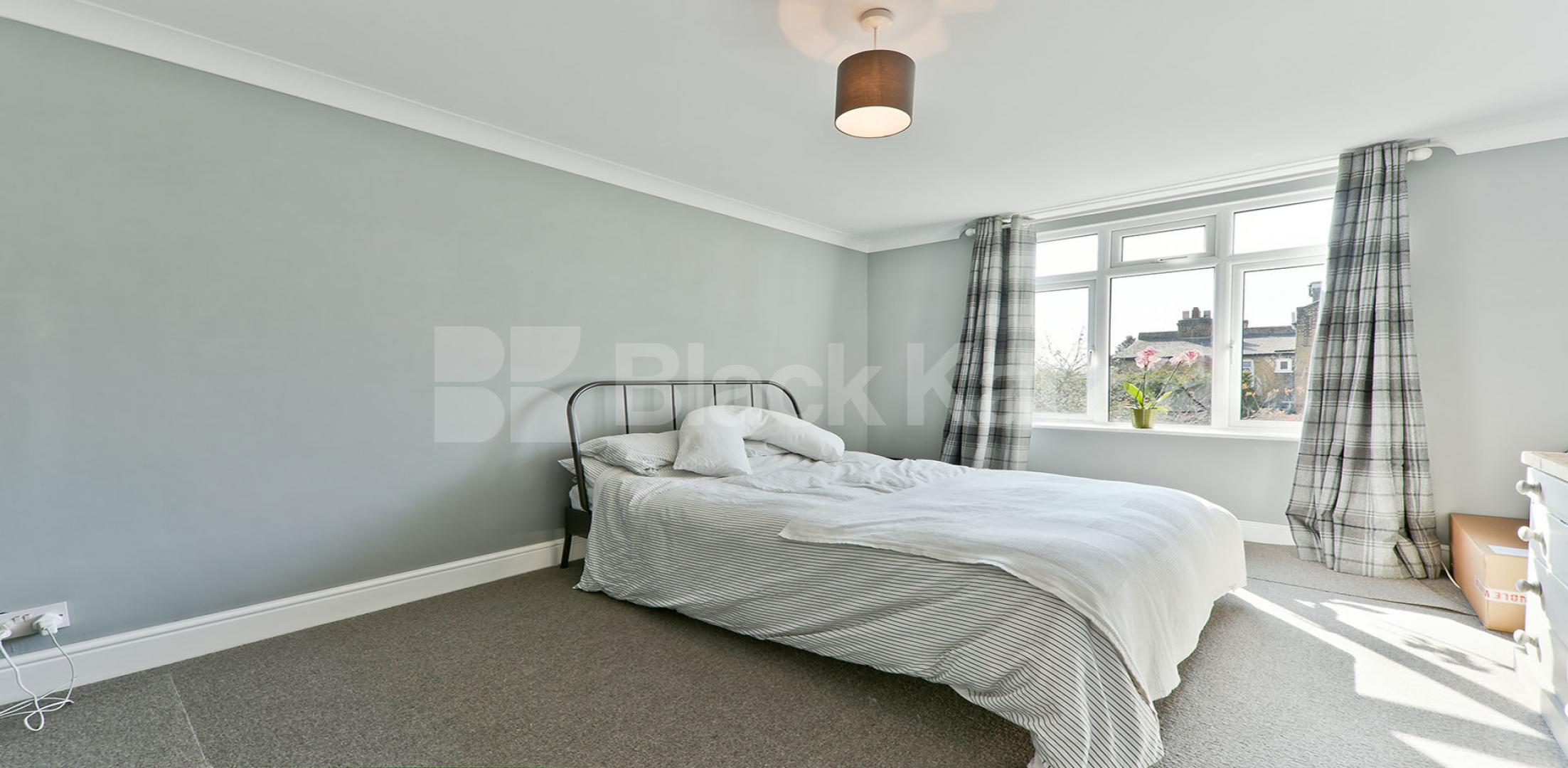 			UNDER OFFER, 2 Bedroom, 1 bath, 1 reception Ground Floor Flat			 Stanstead Road, Forrest Hill